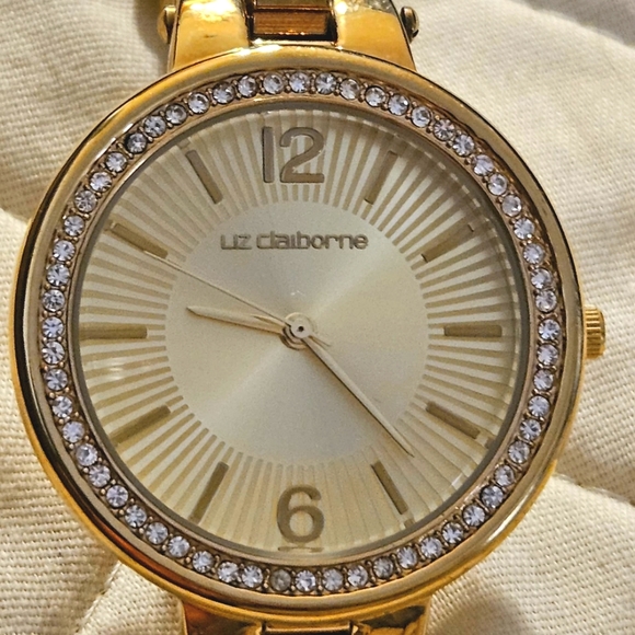 Liz Claiborne Ladies Goldtone Watch ☆ Removable Band ☆ Gemmed ☆ WR ☆ LC9008 ☆ - Picture 3 of 8